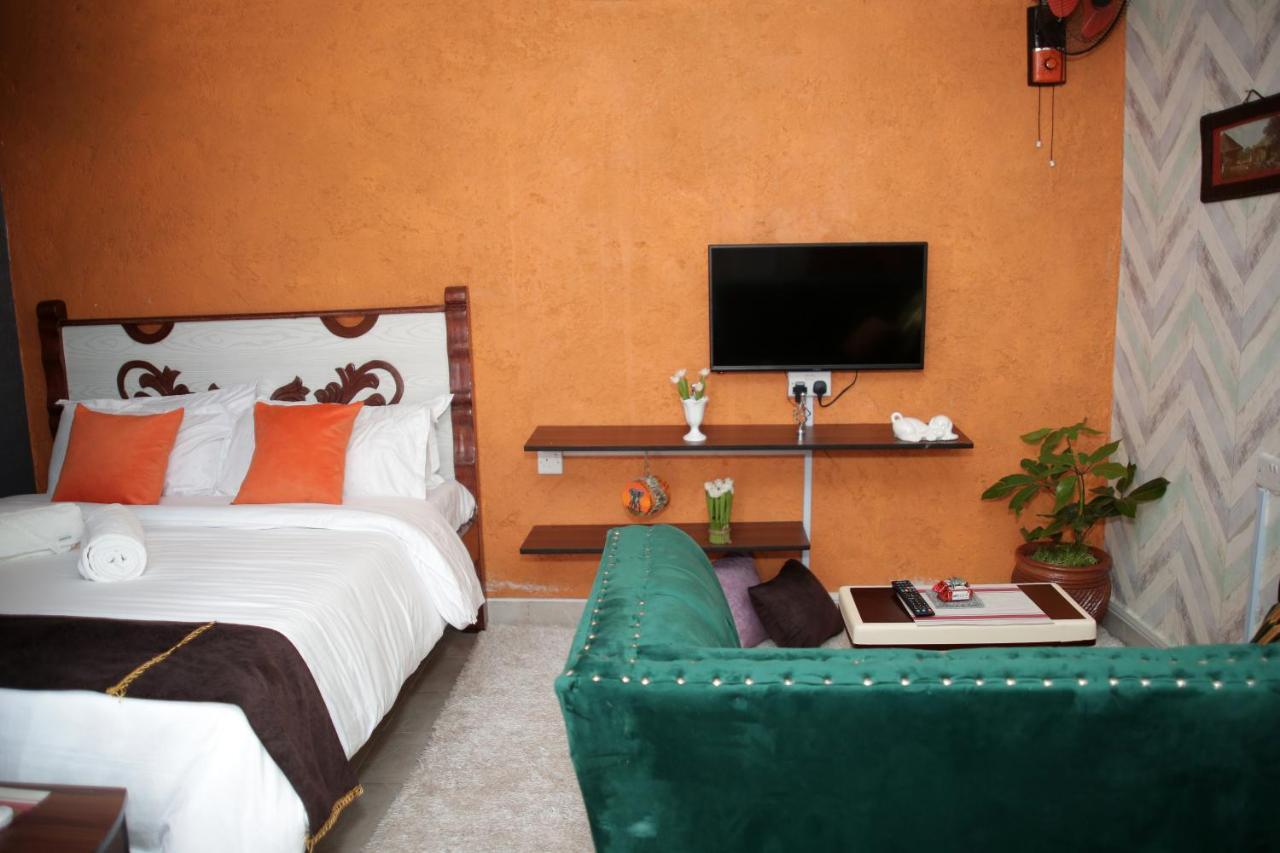 Little Nile Studio Homestays Nakuru City エクステリア 写真