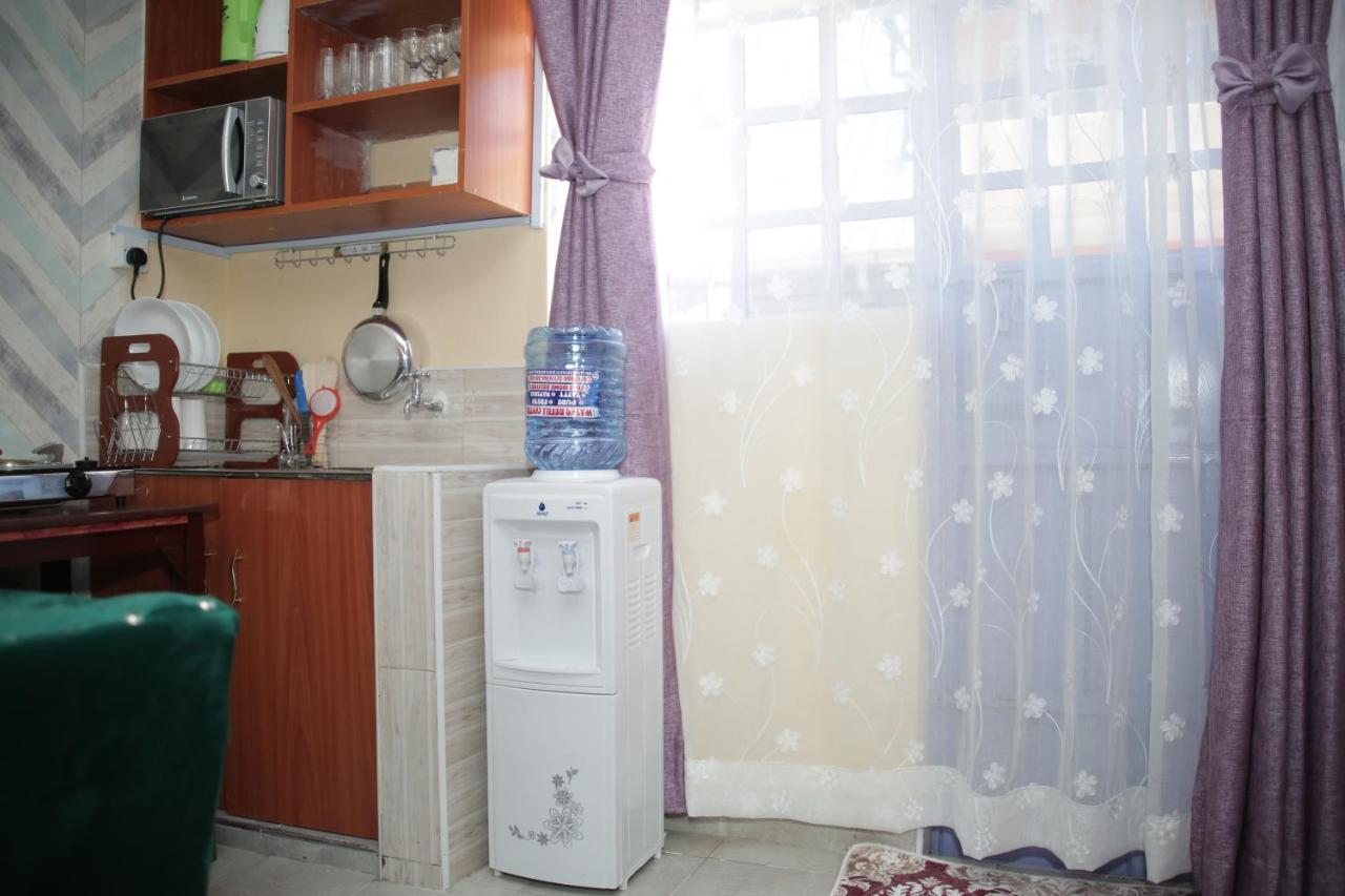 Little Nile Studio Homestays Nakuru City エクステリア 写真