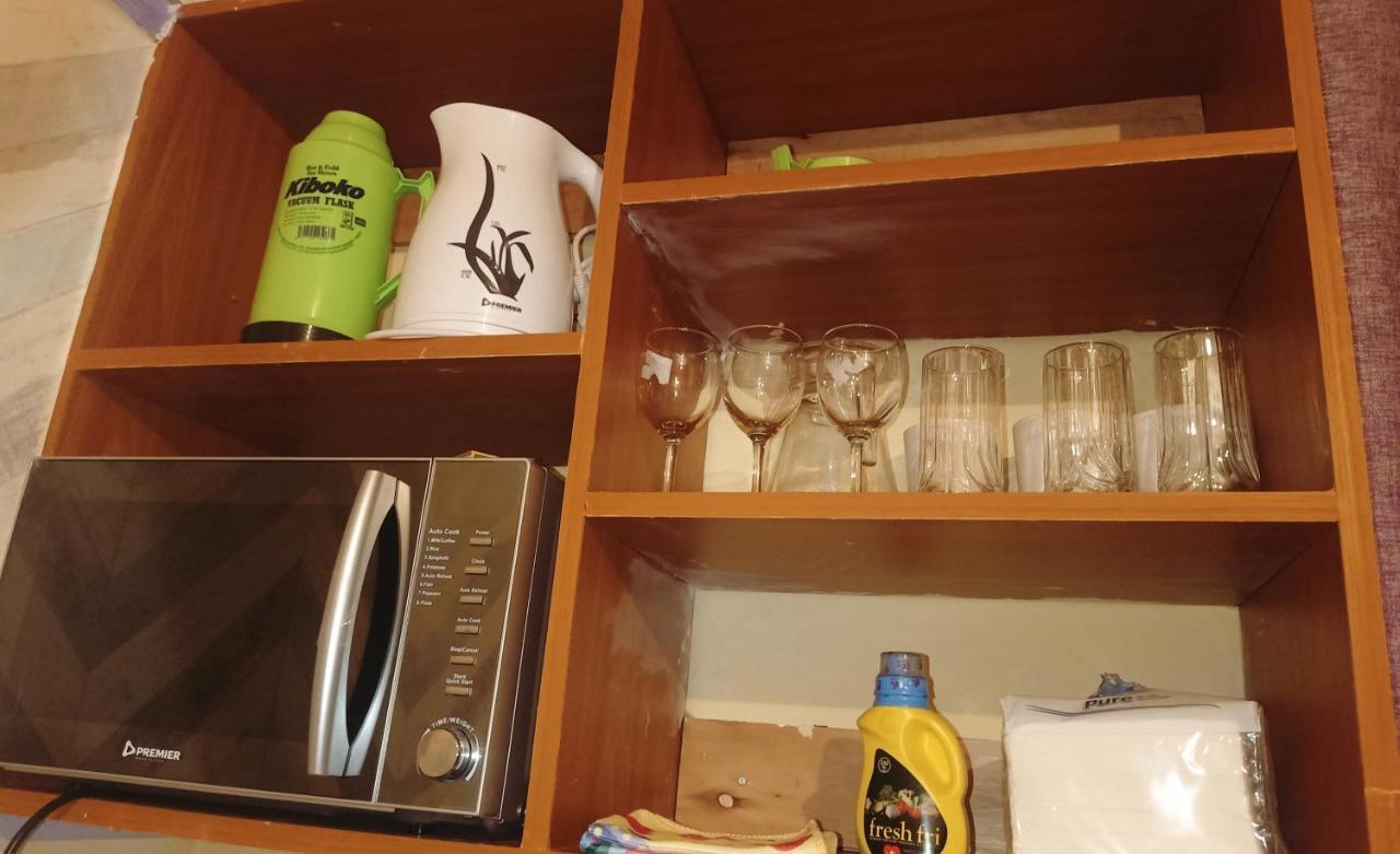 Little Nile Studio Homestays Nakuru City エクステリア 写真