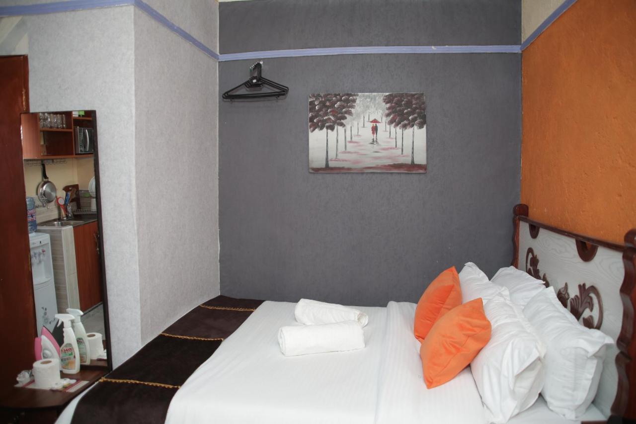 Little Nile Studio Homestays Nakuru City エクステリア 写真