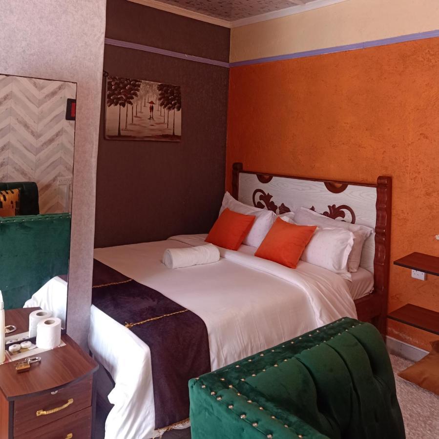 Little Nile Studio Homestays Nakuru City エクステリア 写真
